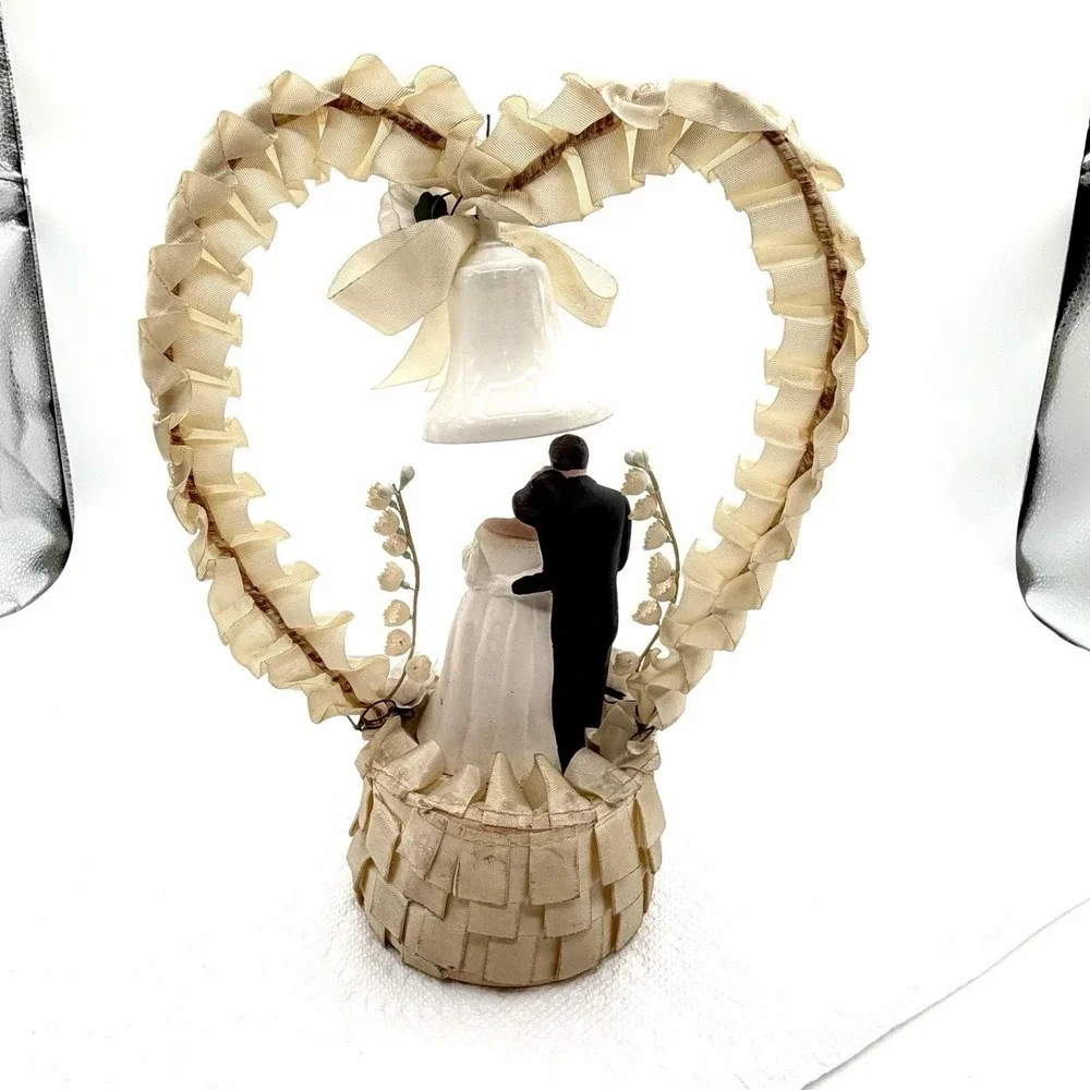 Vintage 1950s Wedding Cake Topper Bride and Groom Heart Mid Century Wedding